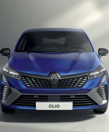 2026-model-renault-clio-ilk-kez-sahneye-cikiyor-yenilikler-ve-detaylar-s6eKO65h.jpg