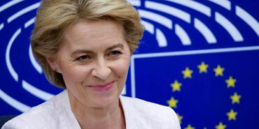 ab-komisyonu-baskani-ursula-von-der-leyenden-abdnin-tarifelerine-karsi-guclu-tepki-fV95pqTJ.jpg