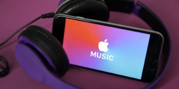 apple-musicin-en-cok-dinlenen-500-sarkisi-ve-one-cikan-sanatcilar-cOLlODF1.jpg