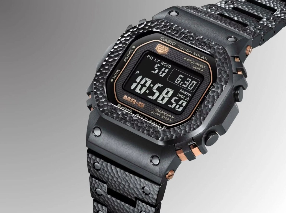 Casio'nun G-Shock MRG-B5000HT Modeli Saat Tutkunlarını Büyülüyor