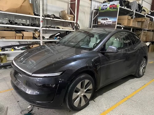 Eski Tesla Model Y, Yeni Juniper Tasarımına Modifiye Edildi