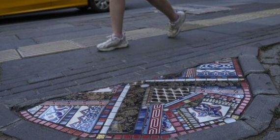 Fransız Sokak Sanatçısı Ememem’in Ankara’daki Renkli Mozaik Dokunuşları