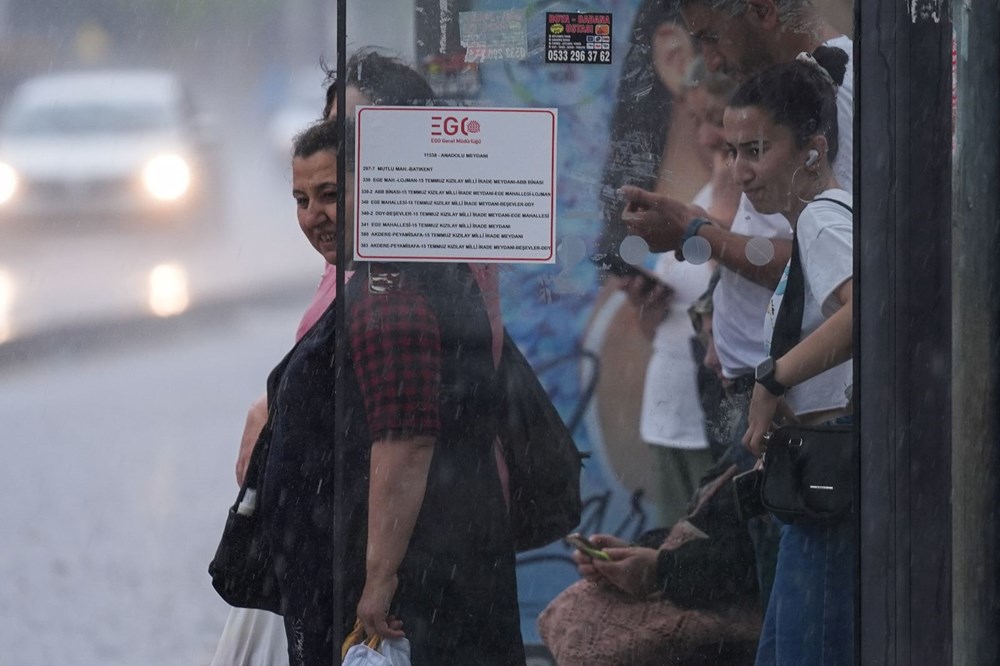 İstanbul'da Sıcak Havalarda Serinleme Taktikleri: Hafta Sonu İçin Özel Uyarılar