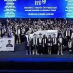 itu-rektorlugunden-mezuniyet-torenindeki-pankart-olayina-iliskin-onemli-aciklama-dzbLAIe5.jpg