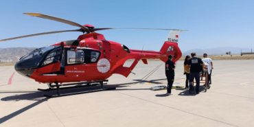 sirnakta-ambulans-helikopter-ile-acil-hasta-nakli-gerceklestirildi-LzjQCDnW.jpg