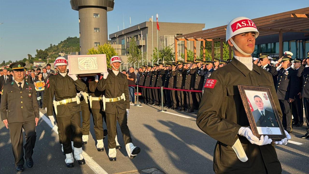 Türkiye Şehitlerini Son Yolculuğuna Uğurluyor: 11 İlde Anma ve Cenaze Törenleri