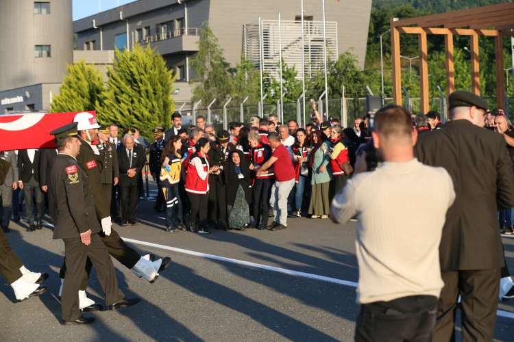 Türkiye Şehitlerini Son Yolculuğuna Uğurluyor: 11 İlde Anma ve Cenaze Törenleri