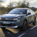 yeni-citroen-c4-2025-modeliyle-yeniliklerle-dolu-yolda-7-dp1Gq8yw.jpg