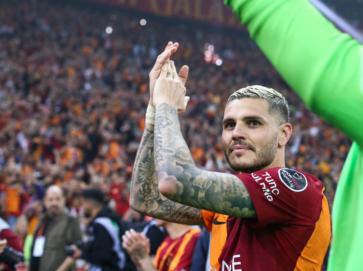 Arjantinli TV Yıldızının Mauro Icardi İddiası: Icardi Galatasaray'la Sözleşmesini Yenileyecek mi?