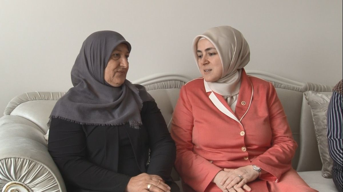 Cumhurbaşkanı Erdoğan'dan Karsta Şehit Annesine Özel Mektup Teslimatı