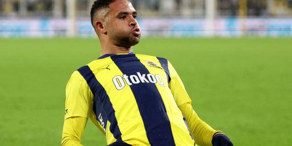 fenerbahcede-youssef-en-nesyriye-ingiltereden-gelen-surpriz-talip-NCxVf8NV.jpg