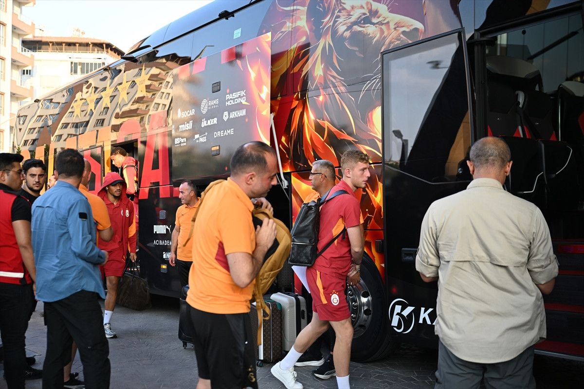 Galatasaray, Gaziantep'e Geldi: Aslanlar Sahada