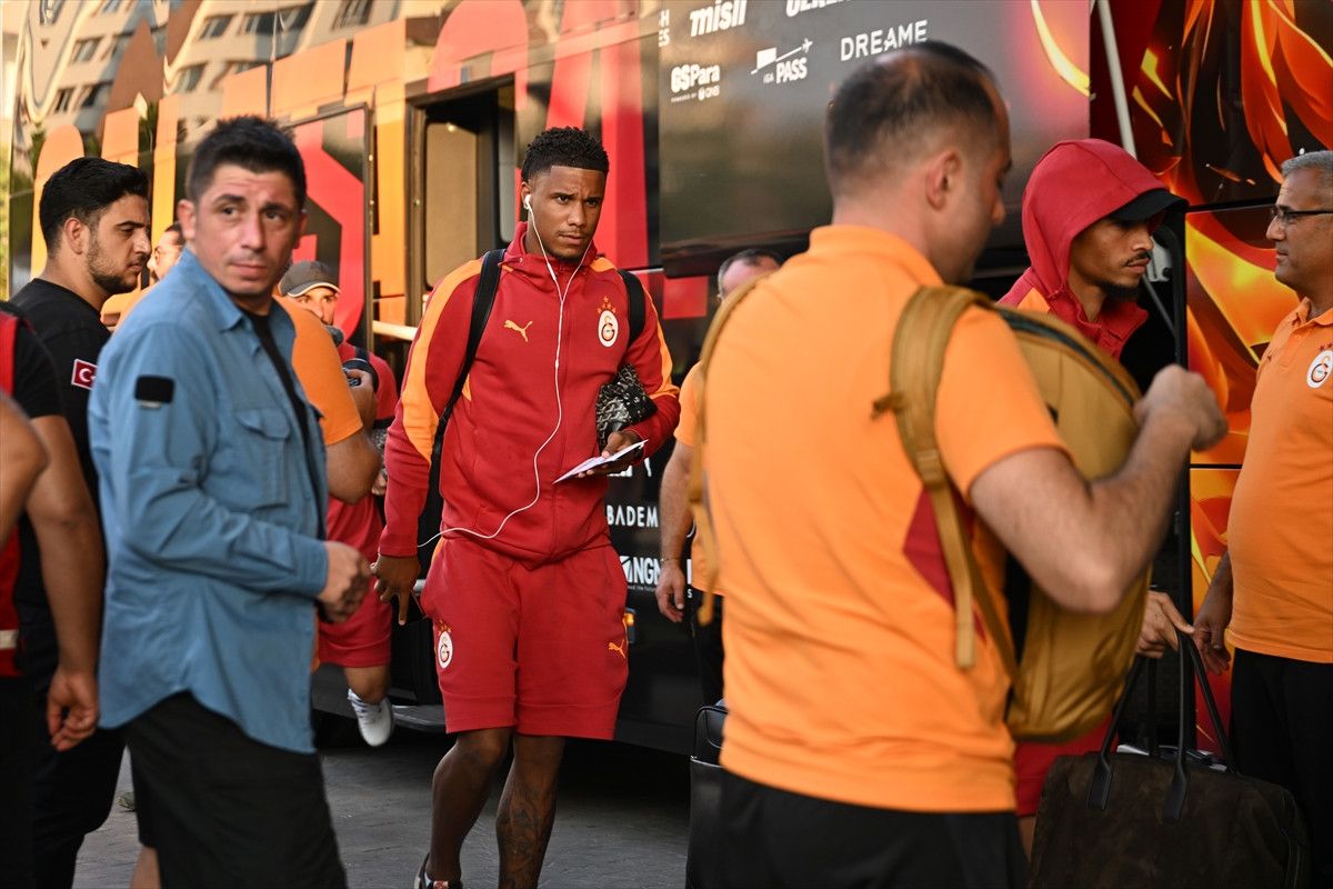 Galatasaray, Gaziantep'e Geldi: Aslanlar Sahada