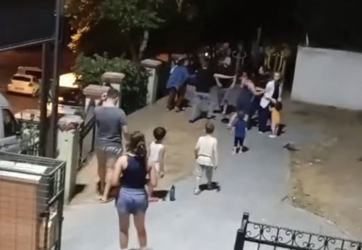 Anneler Arasında Gerginlik