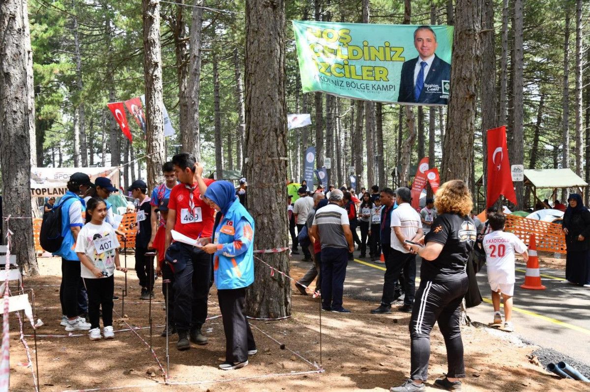 Osmaniye'de Çocuk Şenliği: Oryantiring ile Heyecan Dolu Anlar